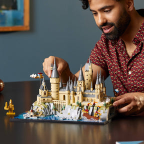 Harry Potter™ - Castelo e Terrenos de Hogwarts